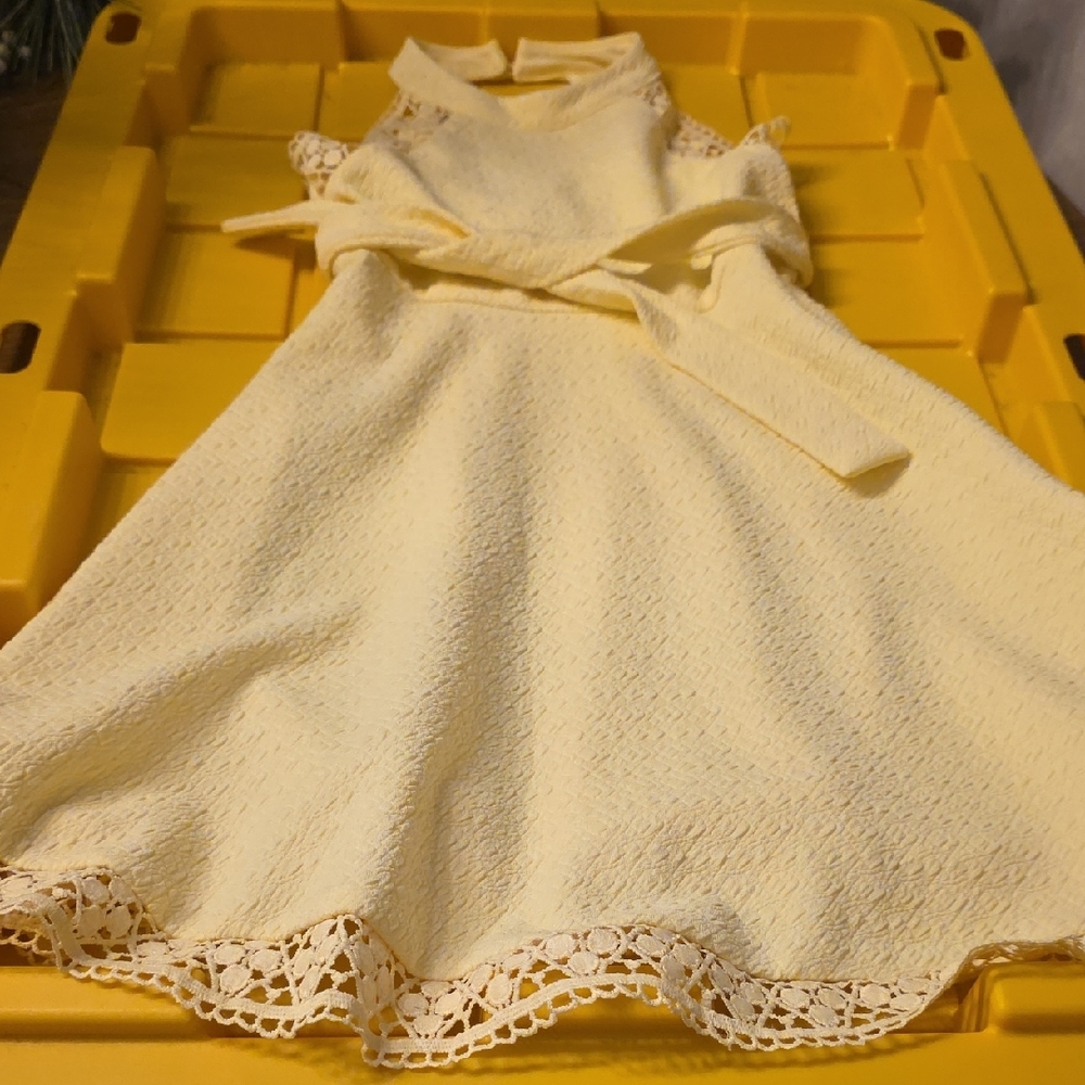 Bonnie Jean Yellow Dress with Lace Accents
